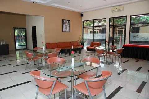 Oyo 1657 Milano Guest House — фото 1
