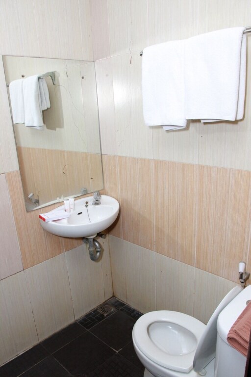 Палу: Oyo 1657 Milano Guest House