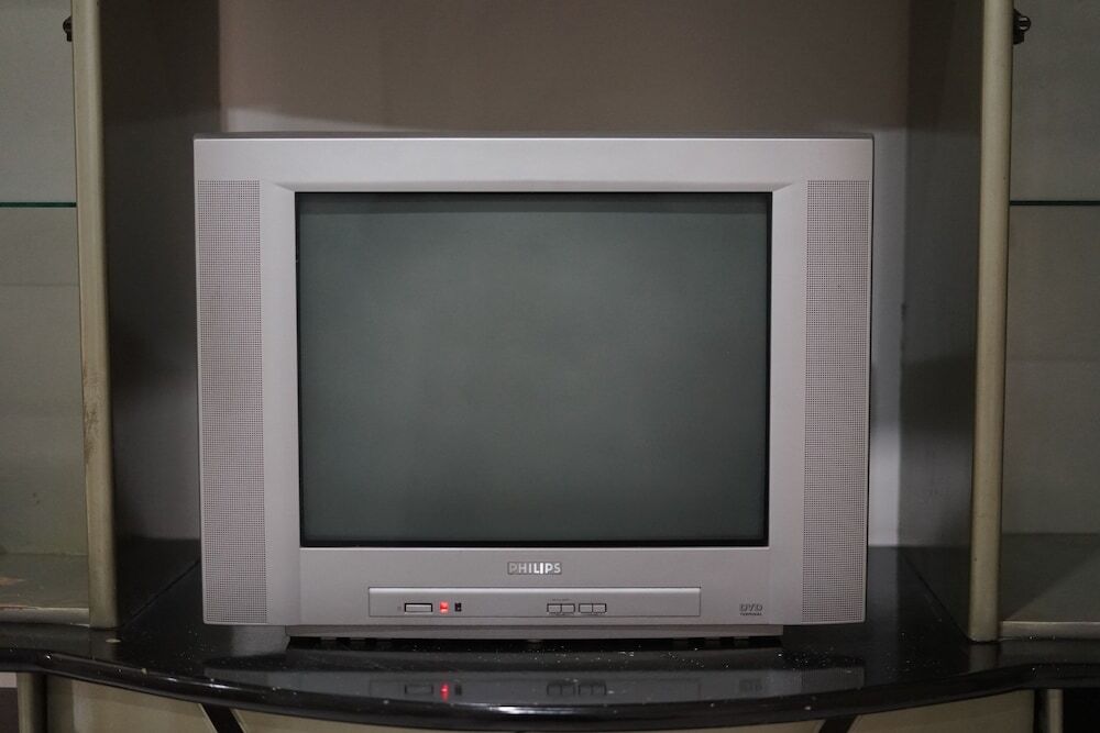 Джакарта: Apatel Metro Sunter 185