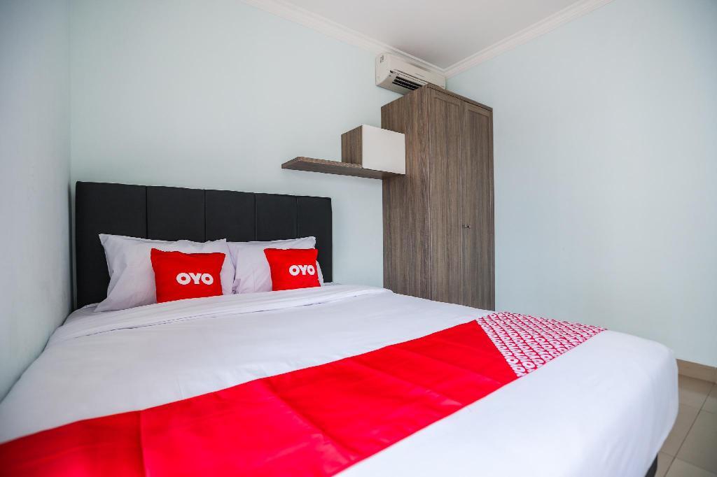 Legok: OYO 1551 Studento Guest House