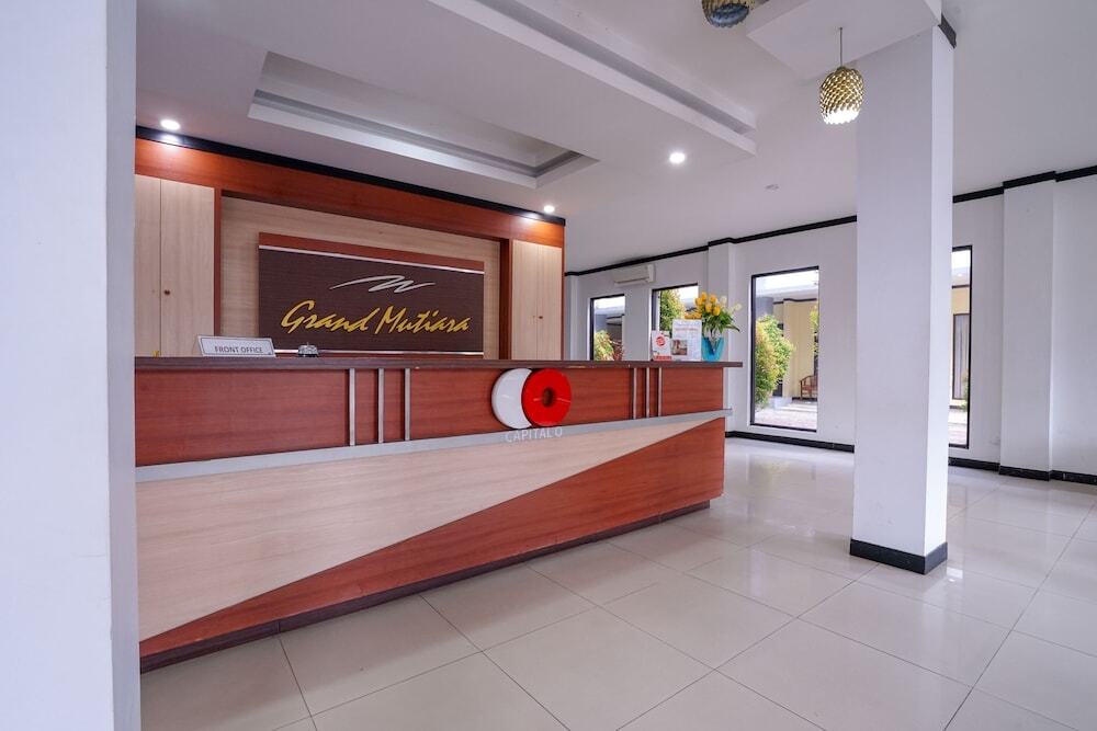 Пангкалпинанг: Capital O 2102 Grand Mutiara Hotel