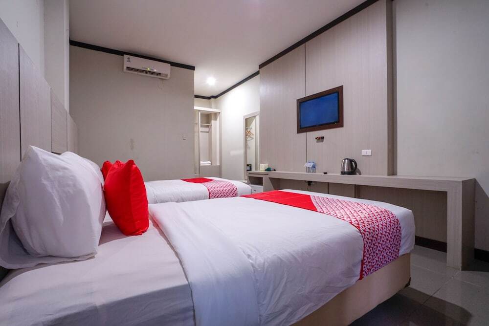 Пангкалпинанг: Capital O 2102 Grand Mutiara Hotel
