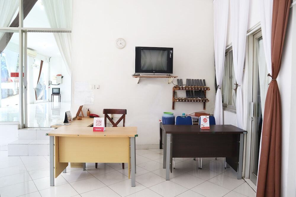 Джакарта: OYO 1967 Hotel House of Eva Syariah