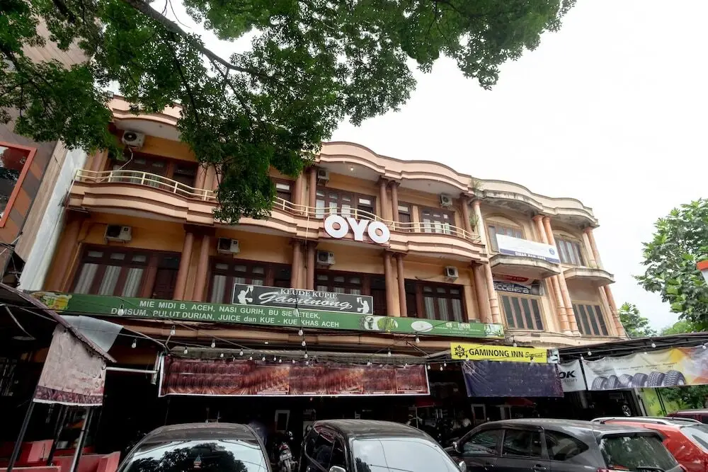 Медан: OYO Life 1879 Gaminong Inn Syariah
