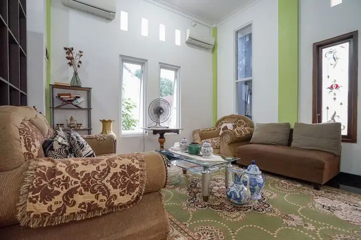 Палембанг: OYO 2036 Afifah Homestay Syariah