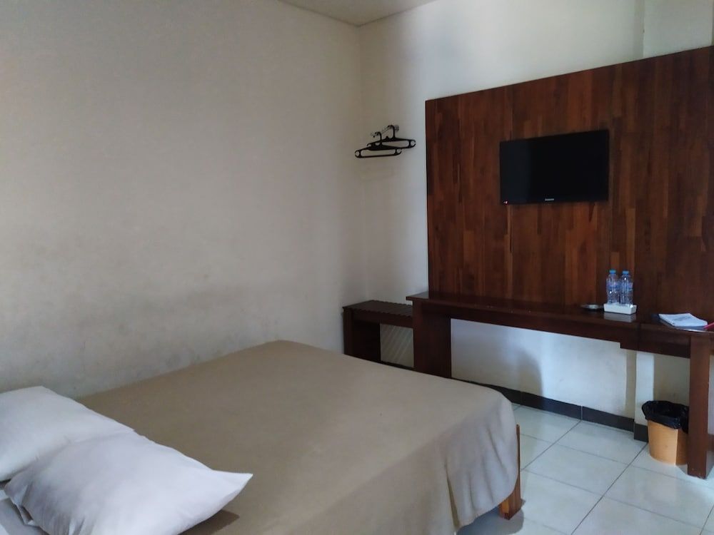 Макассар: Oyo 2006 Hotel Luvio Makassar