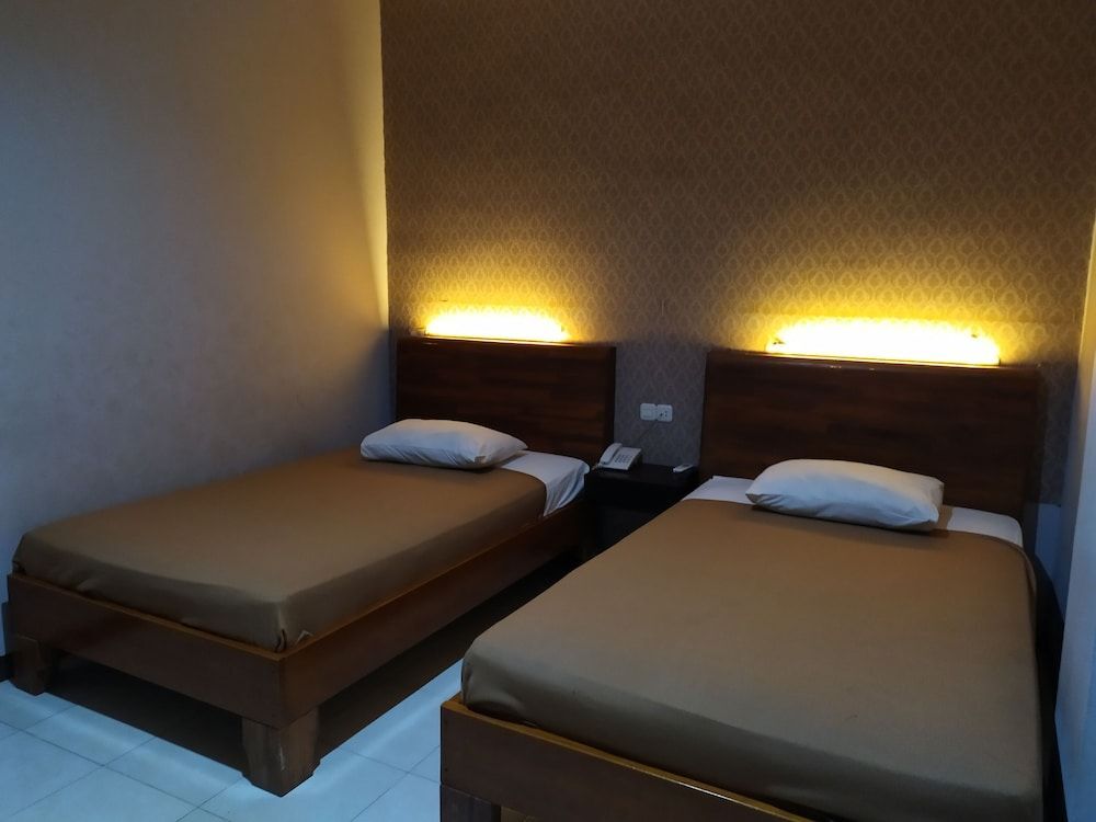 Макассар: Oyo 2006 Hotel Luvio Makassar