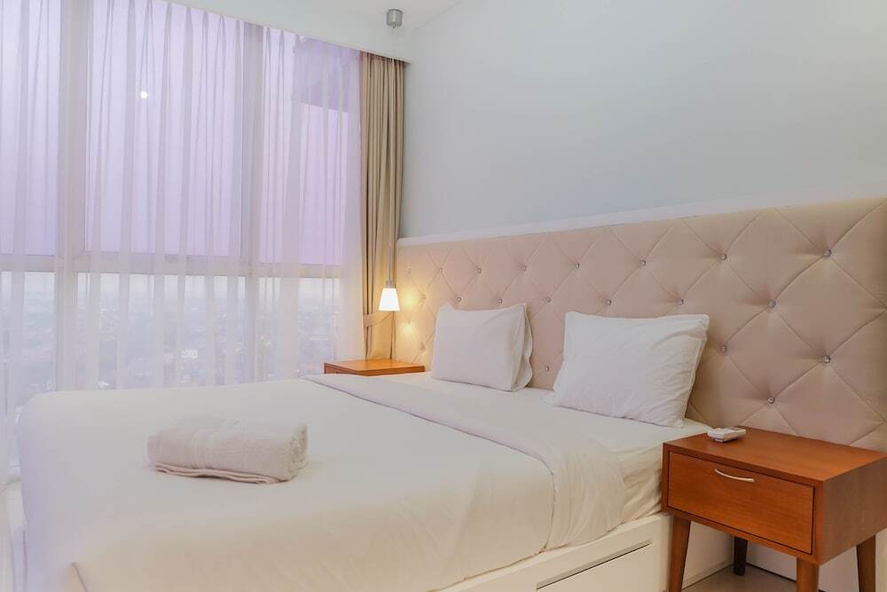 Джакарта: The Good And Modern 2br Lexington Apartment