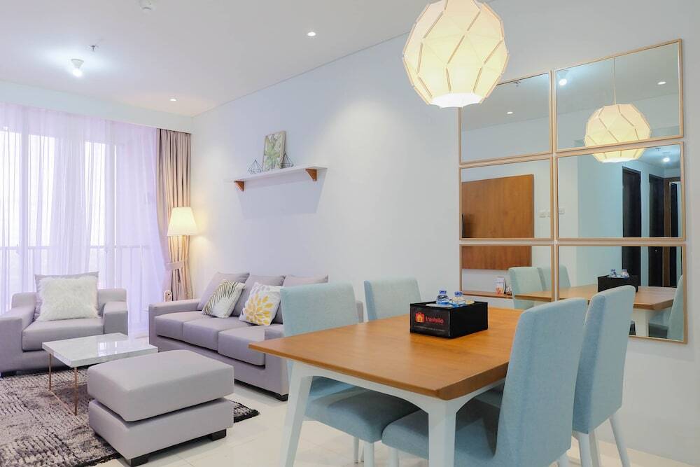 Джакарта: The Good And Modern 2br Lexington Apartment