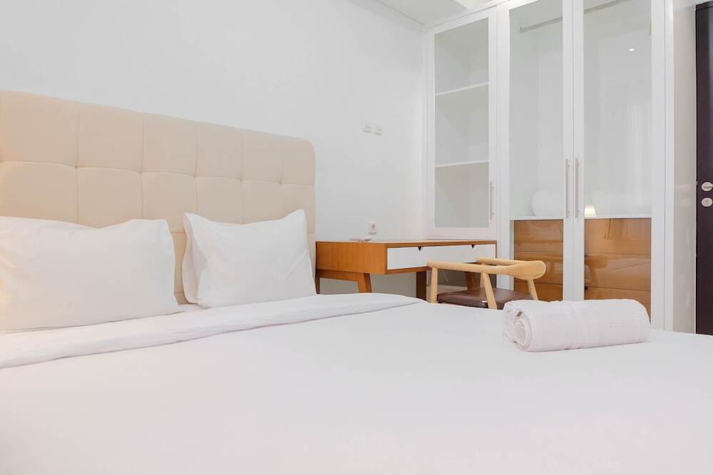 Джакарта: The Good And Modern 2br Lexington Apartment