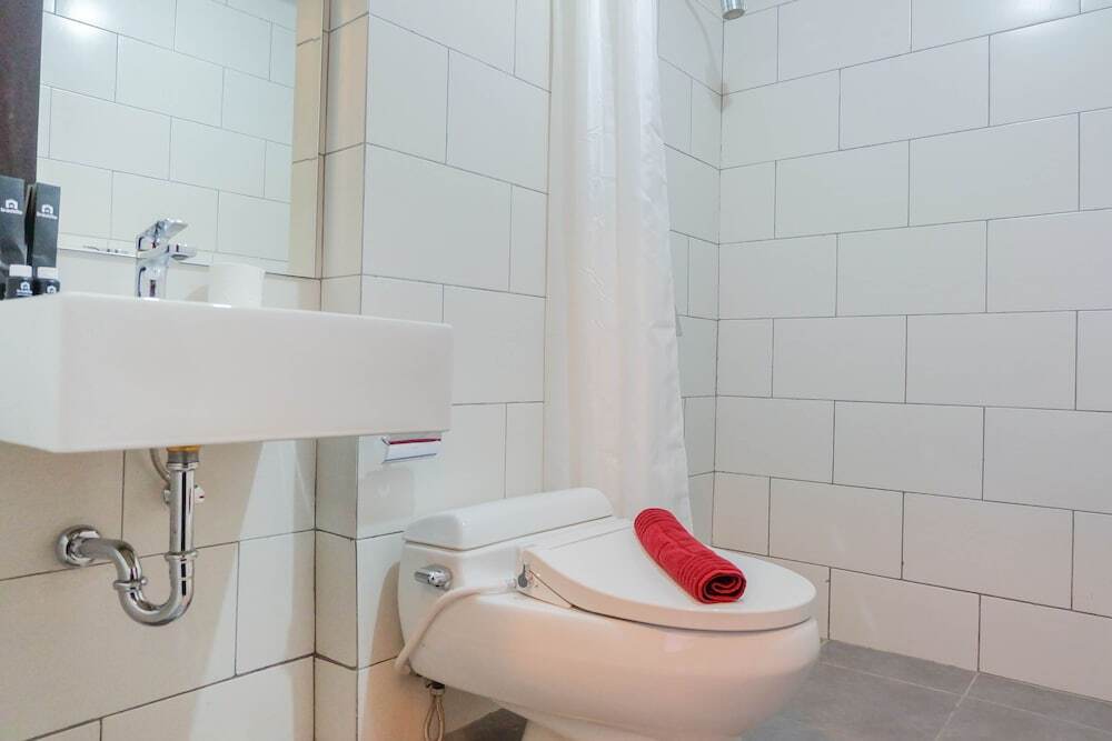 Джакарта: The Good And Modern 2br Lexington Apartment