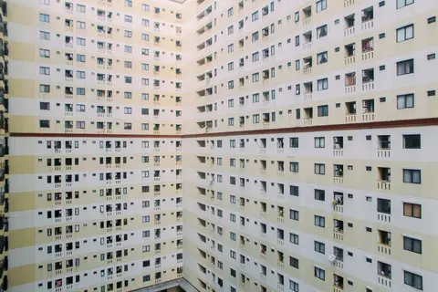 Cozy 2BR Kebagusan City Apartment — фото 1