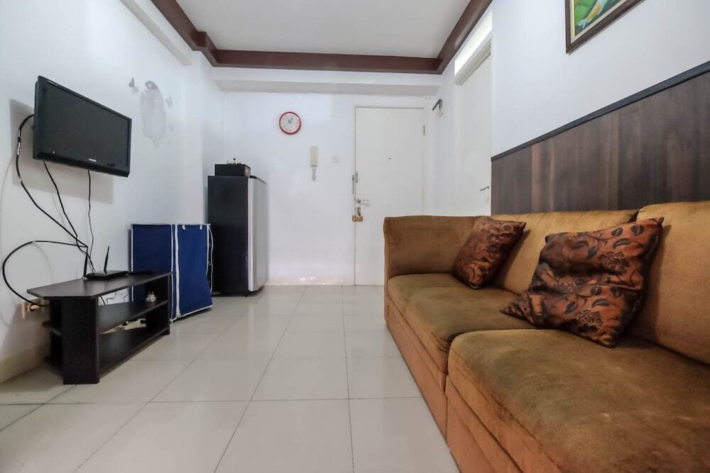 Джакарта: Cozy 2BR at Green Palace Kalibata City Apartment