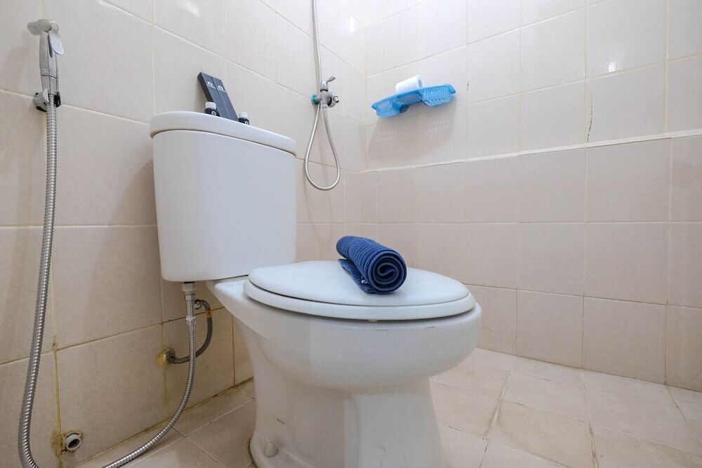 Джакарта: Cozy 2BR at Green Palace Kalibata City Apartment