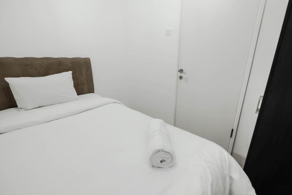 Джакарта: Cozy 2BR at Green Palace Kalibata City Apartment