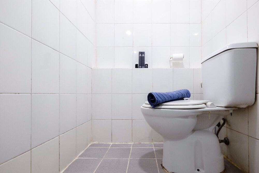 Джакарта: Best And Homey 2br Gading Nias Apartment