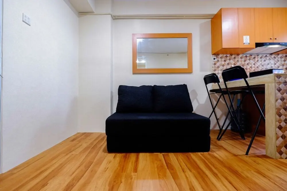 Джакарта: Best And Homey 2br Gading Nias Apartment