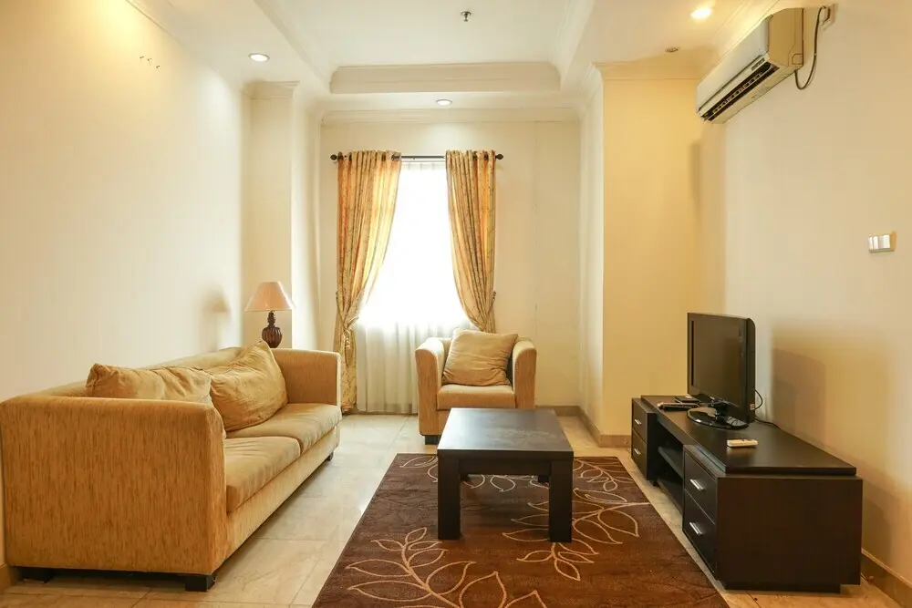 Джакарта: The Classic 2br Belleza Apartment