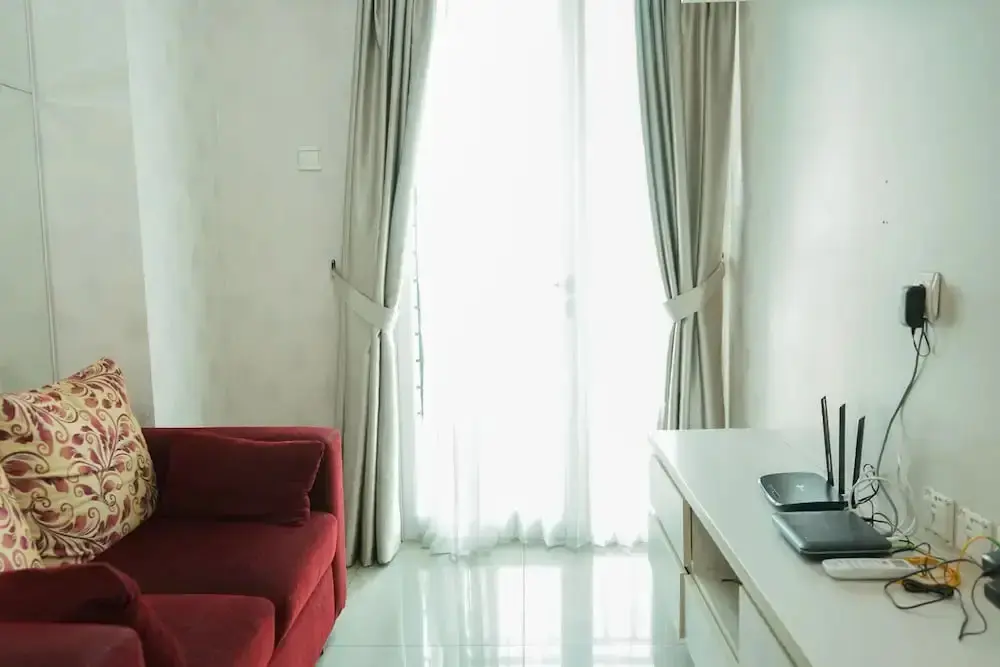 Джакарта: City View 1BR Apartment at Woodland Park Residence