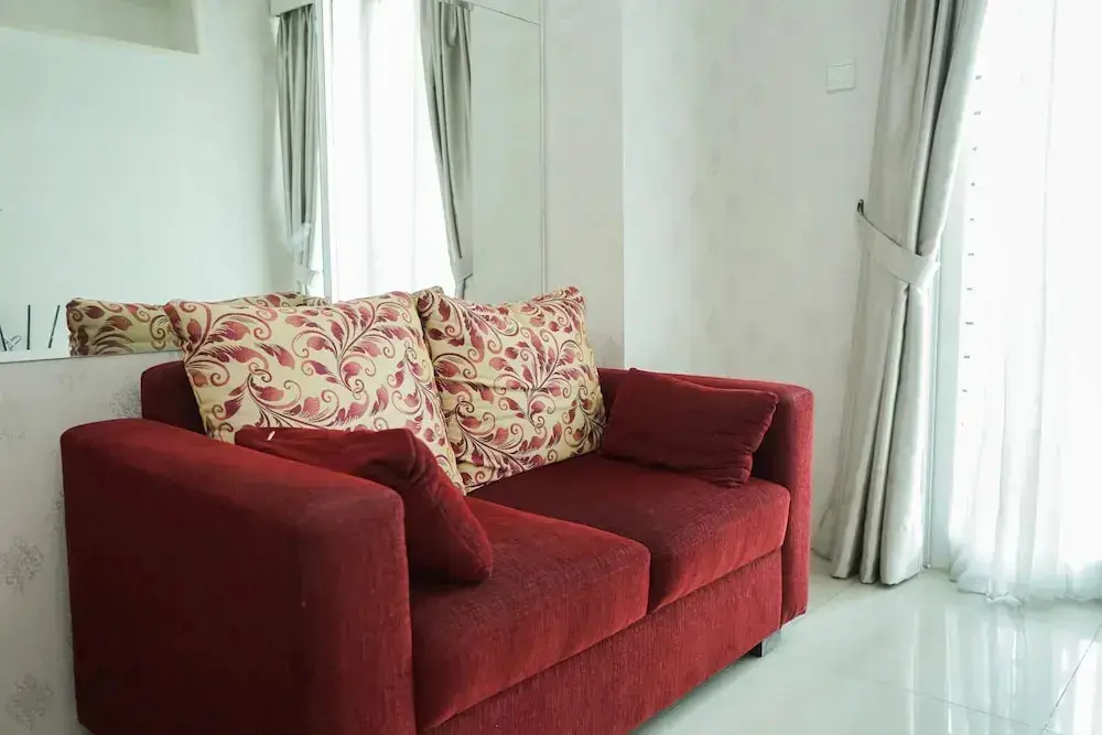 Джакарта: City View 1BR Apartment at Woodland Park Residence
