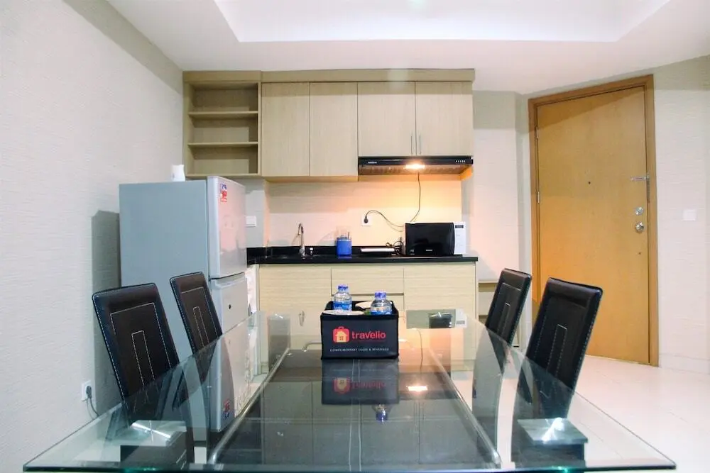 Джакарта: Big and Cozy 2BR The Mansion Kemayoran Apartment