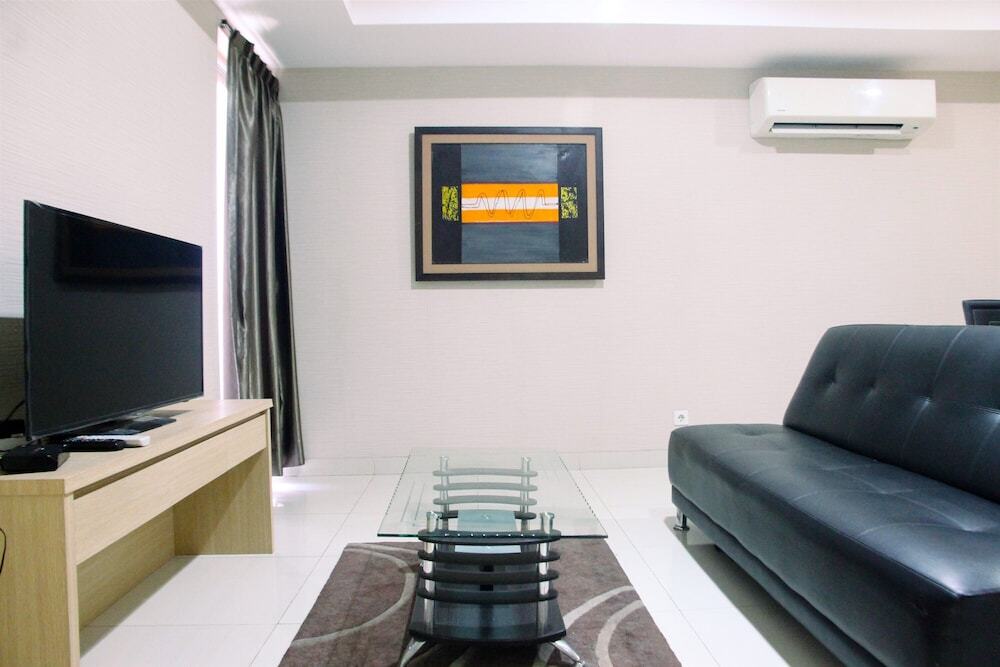 Джакарта: Big and Cozy 2BR The Mansion Kemayoran Apartment