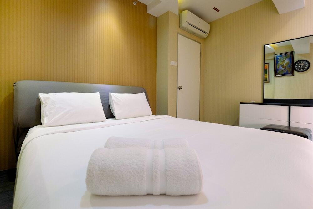 Джакарта: Homey 2BR at Green Bay Pluit Apartment near Mall