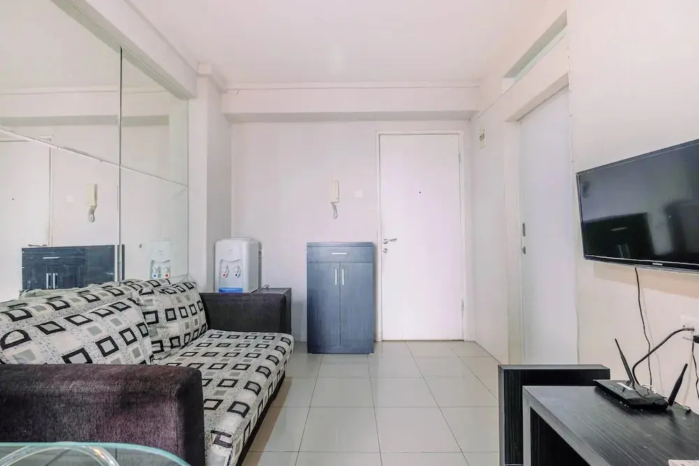 Джакарта: Contemporary 2br Apartment at Green Palace Kalibata
