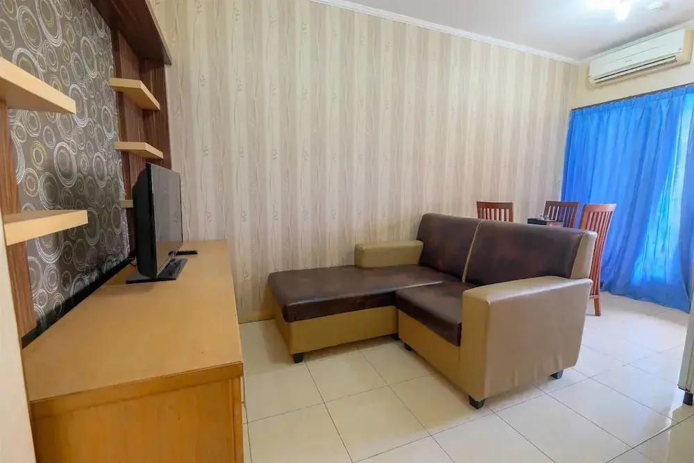 Джакарта: Cozy 1BR Mediterania Boulevard Apartment