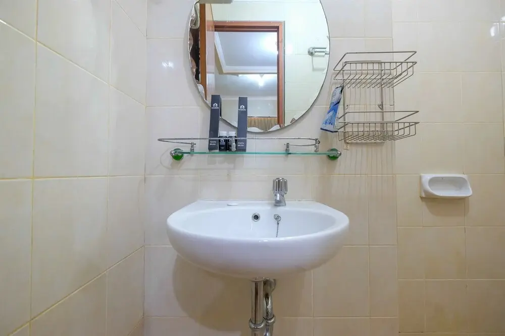 Джакарта: Cozy 1BR Mediterania Boulevard Apartment