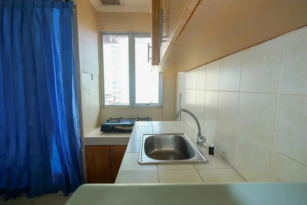 Джакарта: Cozy 1BR Mediterania Boulevard Apartment