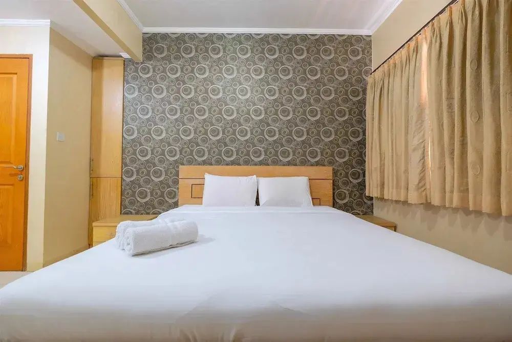Джакарта: Cozy 1BR Mediterania Boulevard Apartment