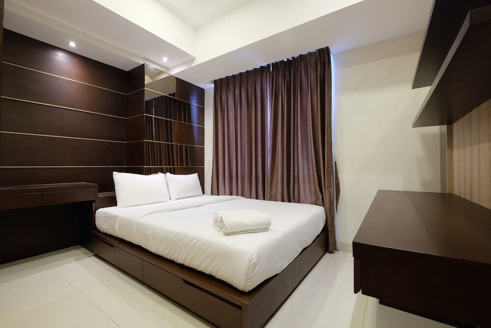 Джакарта: Enjoy and Homey 2BR at The Mansion Kemayoran Apartment