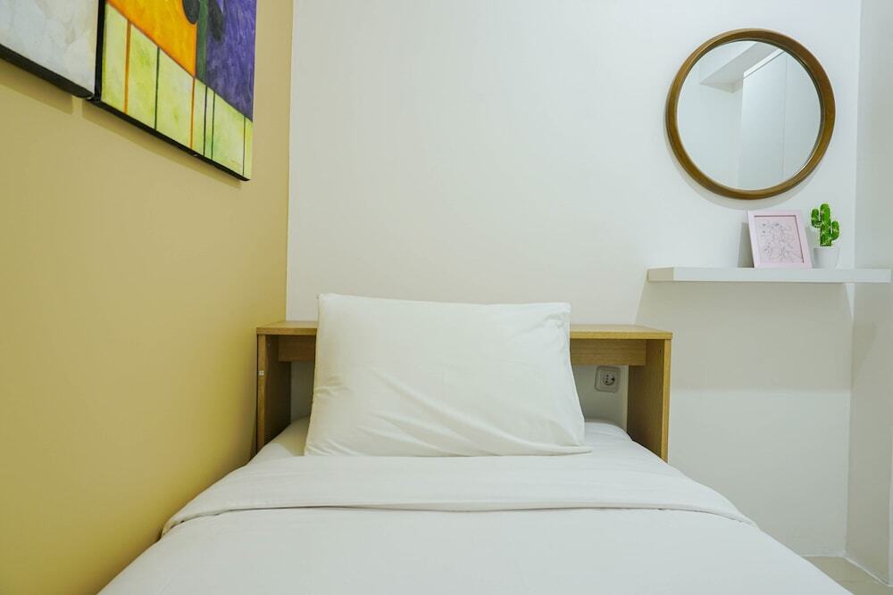 Джакарта: Relaxing 2BR at Bassura City Apartment