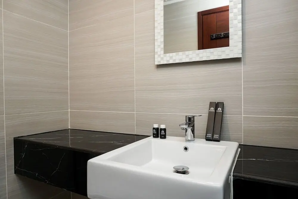 Джакарта: Enjoy Stay Studio Room at West Vista Apartment By Travelio