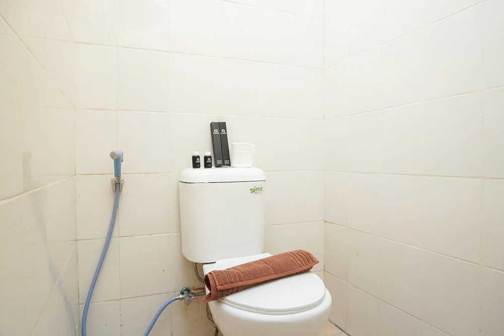 Джакарта: Cozy 2BR at Pancoran Riverside Apartment