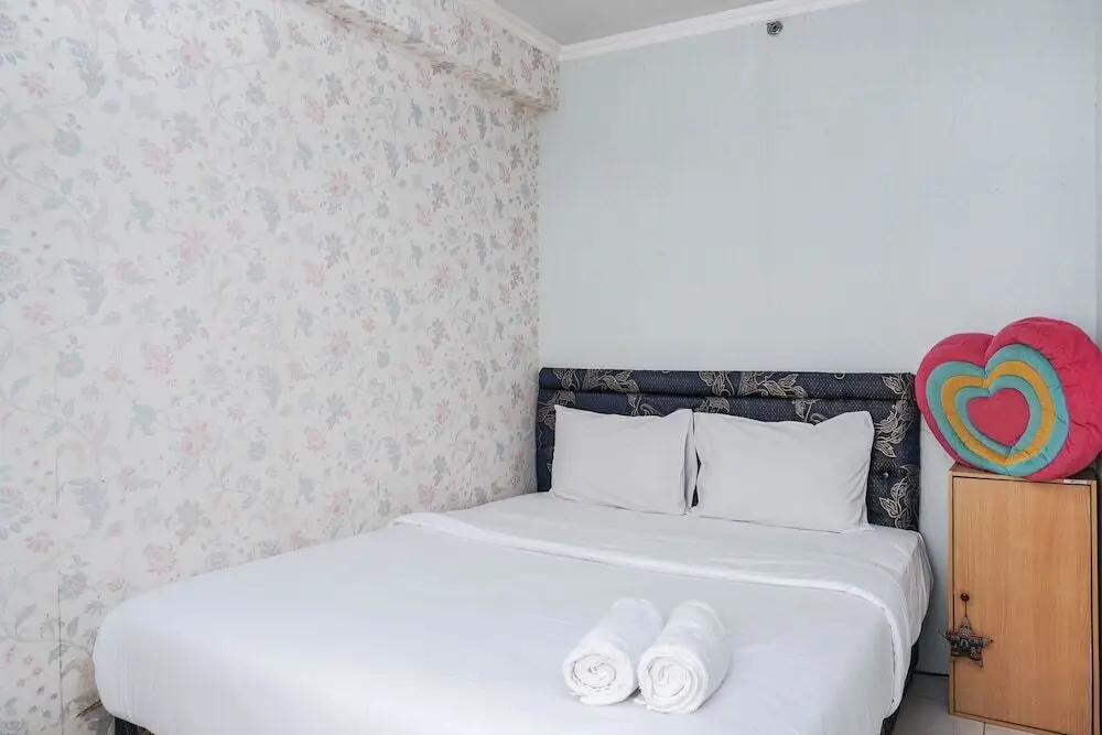 Джакарта: Minimalist Emerald 2br Apartment at Gading Nias Residences