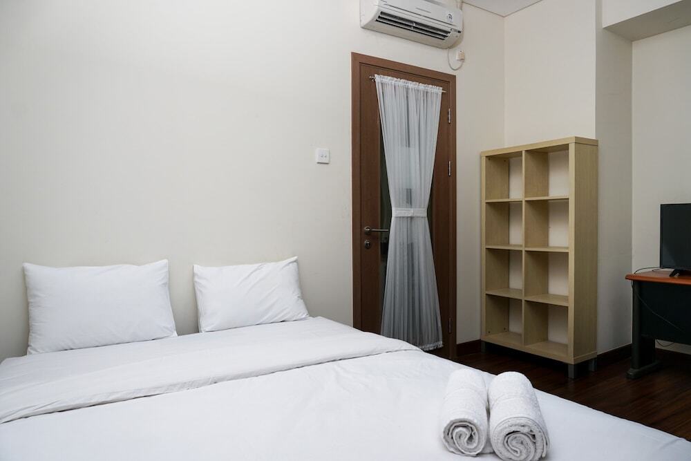 Джакарта: New Furnished 1br Puri Orchard Apartment
