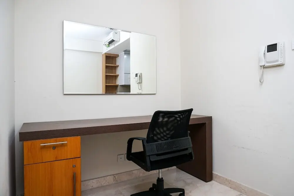Джакарта: New Furnished 1br Puri Orchard Apartment