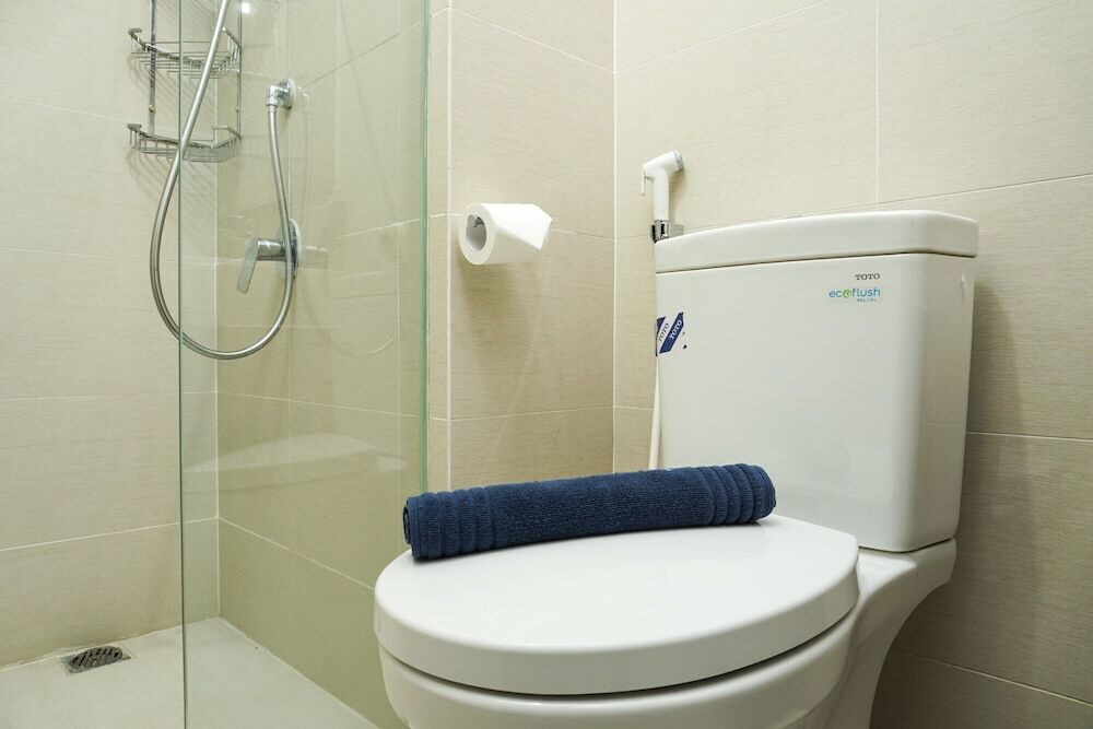 Джакарта: Best 1Br With Sofa Bed Puri Mansion Apartment