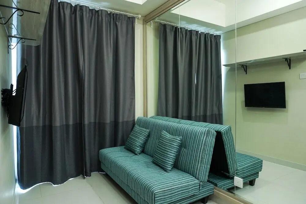Джакарта: Best 1Br With Sofa Bed Puri Mansion Apartment