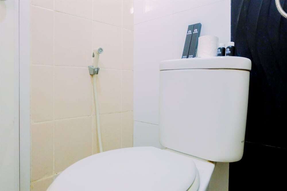 Джакарта: Comfy 2BR at Green Palace Kalibata City Apartment near Shopping Mall