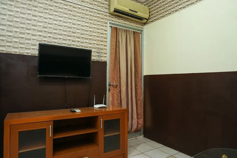 Джакарта: Affordable 2br Mediterania Gajah Mada Apartment