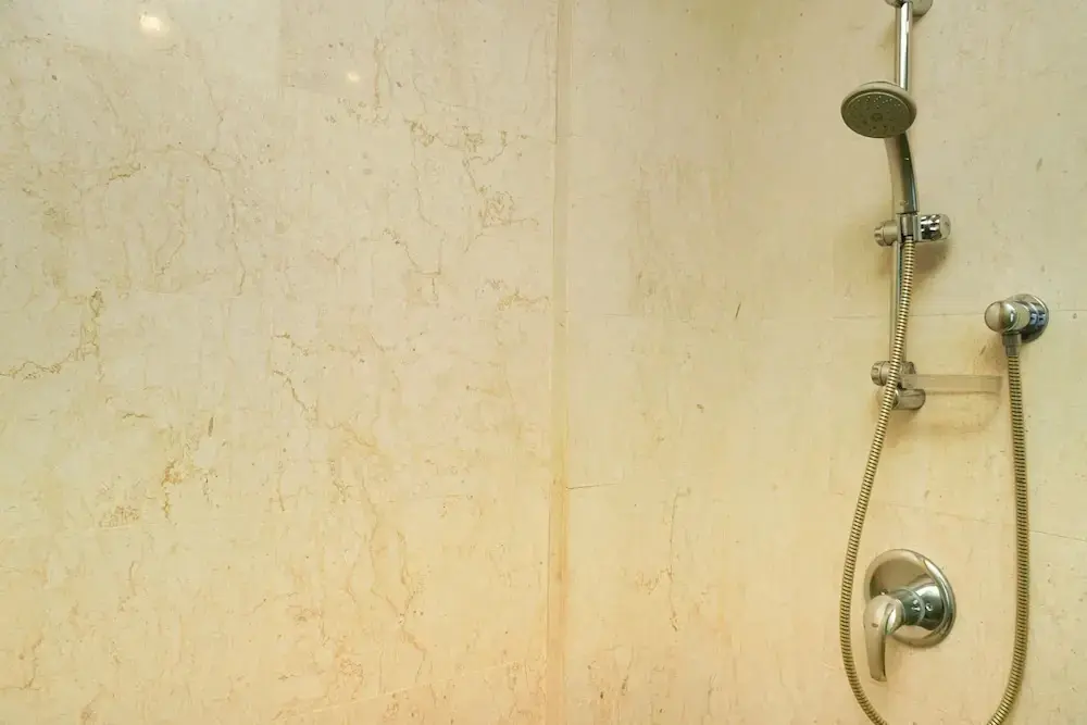 Джакарта: Stunning 1BR @ The Mansion of Kemang Apartment By Travelio