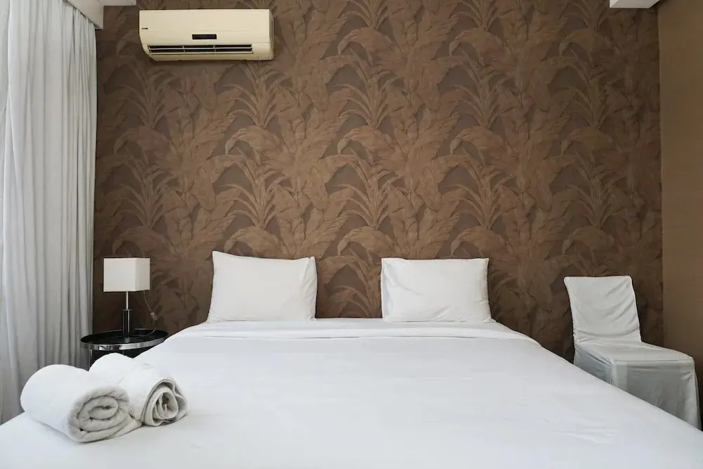Джакарта: Stunning 1BR @ The Mansion of Kemang Apartment By Travelio
