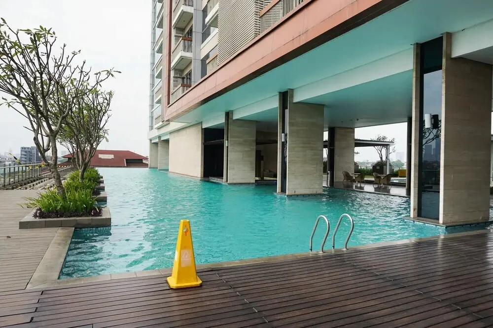 Джакарта: Stunning 1BR @ The Mansion of Kemang Apartment By Travelio