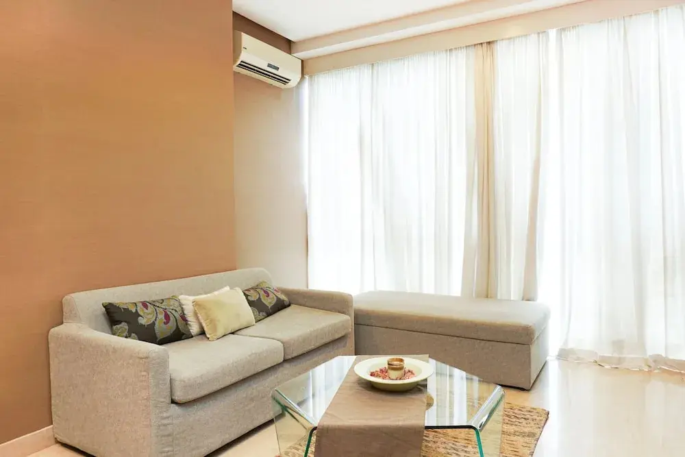 Джакарта: Stunning 1BR @ The Mansion of Kemang Apartment By Travelio