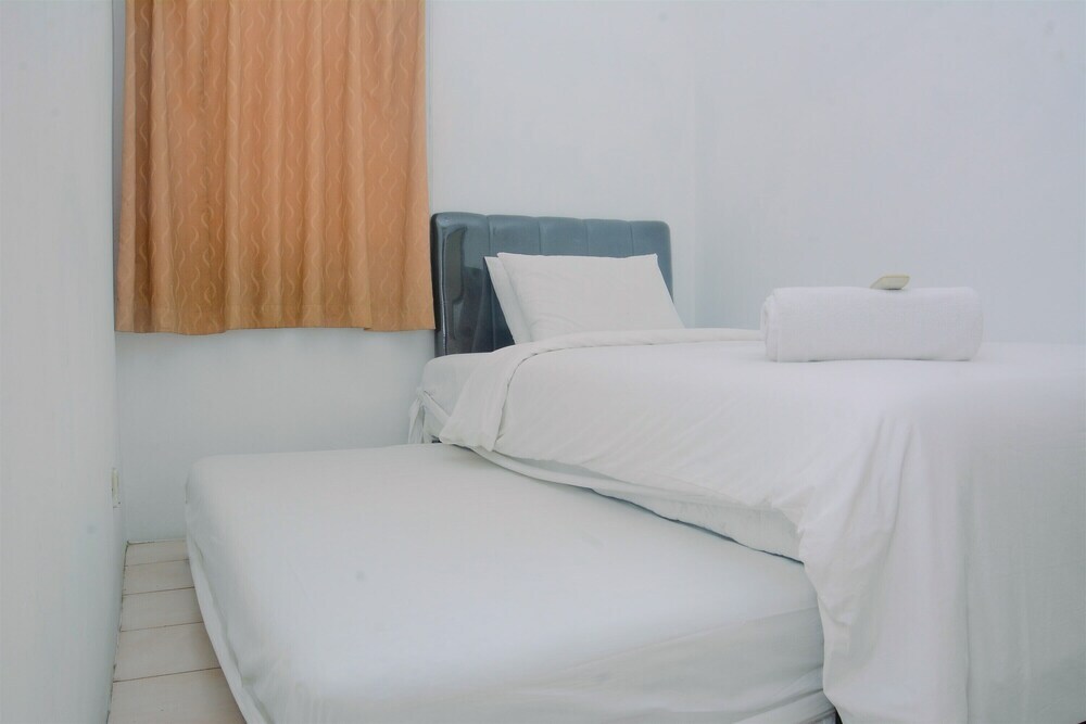 Джакарта: Affordable 1br Mediterania Gajah Mada Apartment