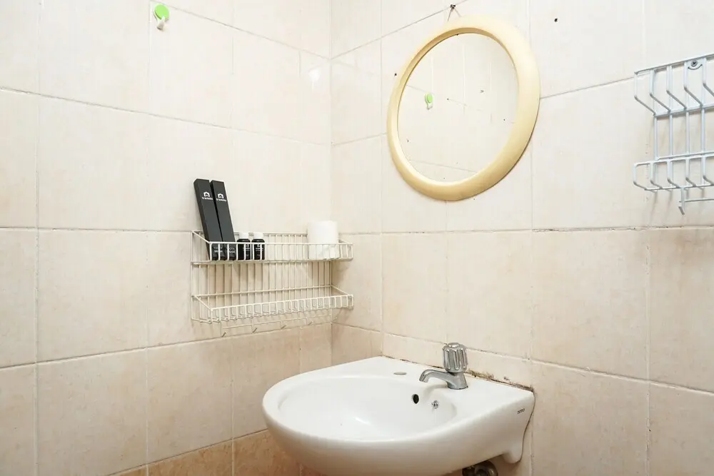 Джакарта: Affordable 1br Mediterania Gajah Mada Apartment