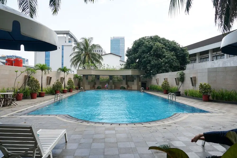 Джакарта: Best Location 2BR at Beverly Tower Apartment TB. Simatupang